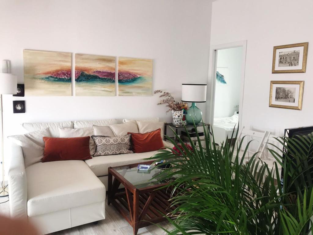 Apartamentos Turisticos Virgen Del Monte 67 Sevilla Dış mekan fotoğraf