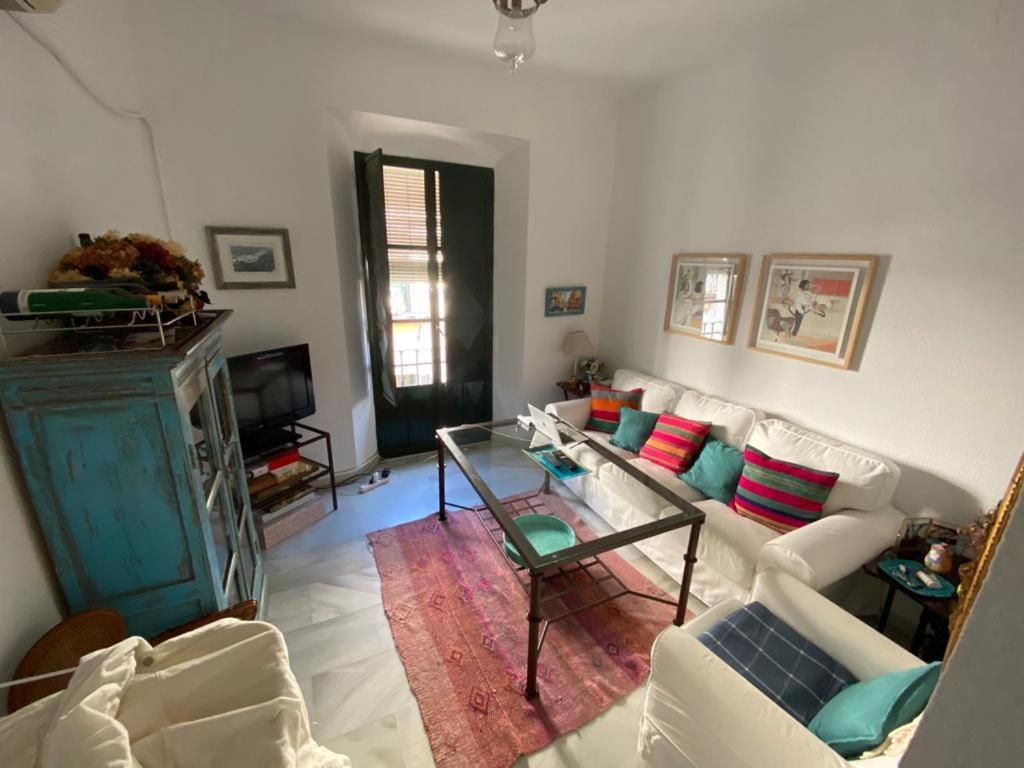 Apartamentos Turisticos Virgen Del Monte 67 Sevilla Dış mekan fotoğraf